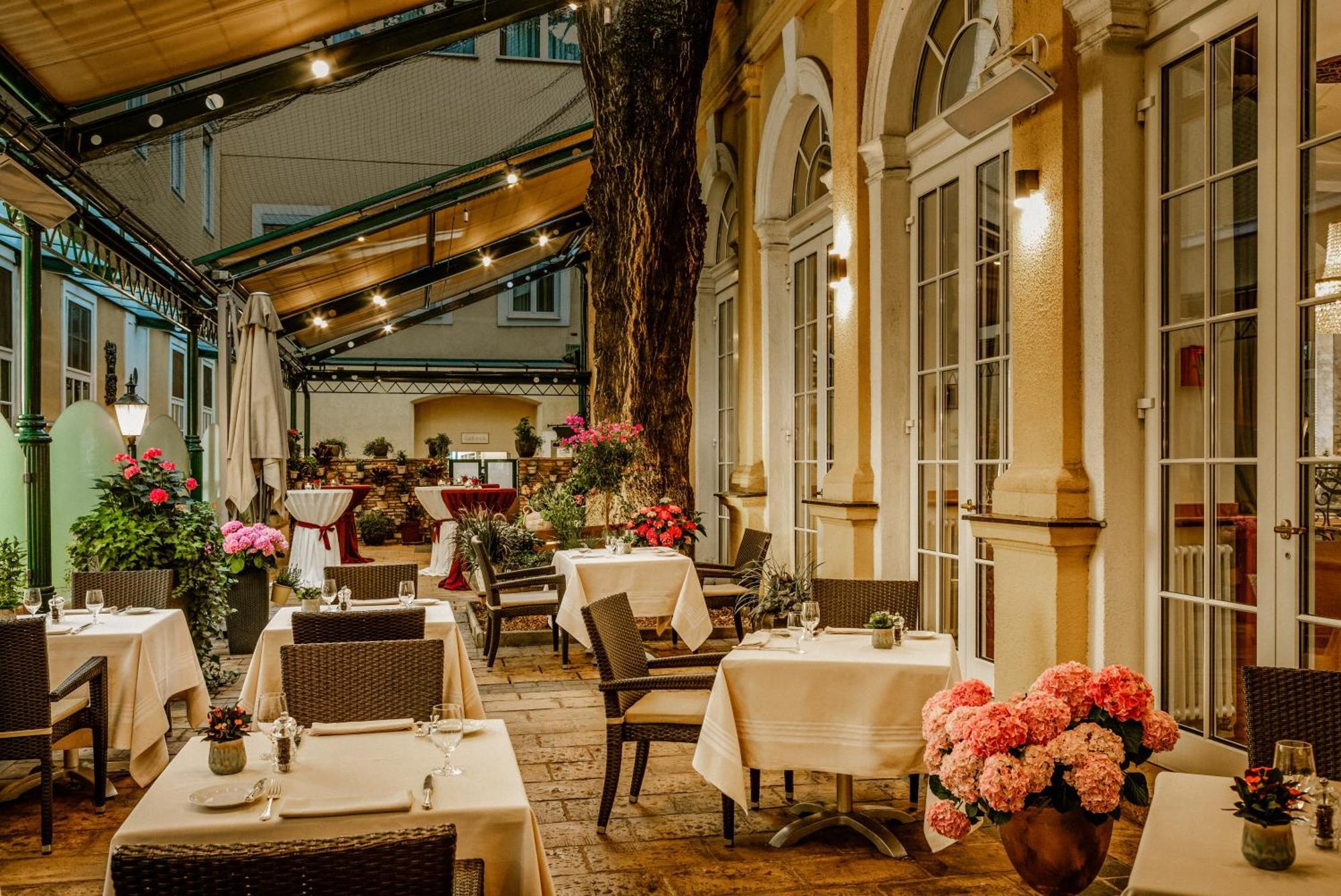 Stefanie Hotel 4*